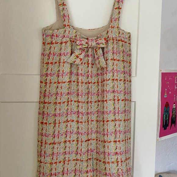 Tweed mini dress with bow detail in the back - Picture 3 of 7